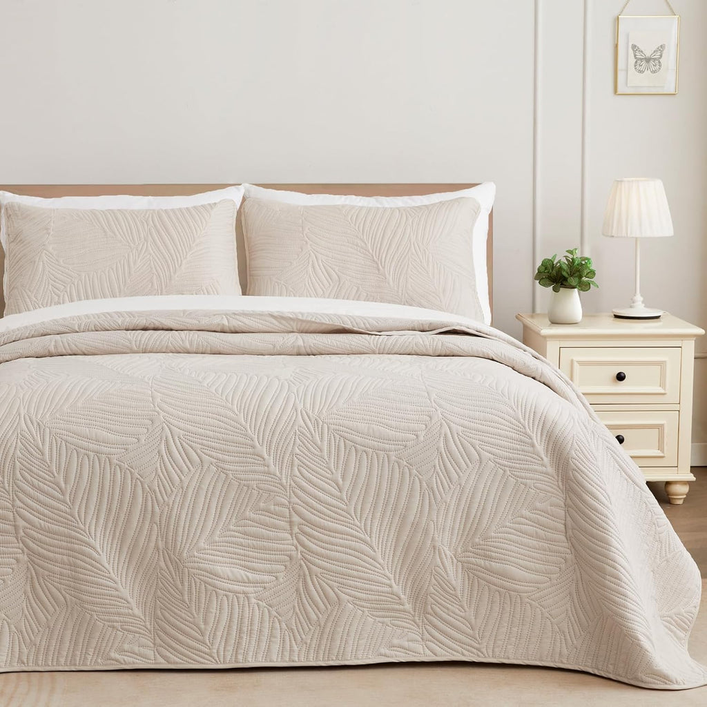 Leaf Pattern Beige Microfiber Quilt Set
