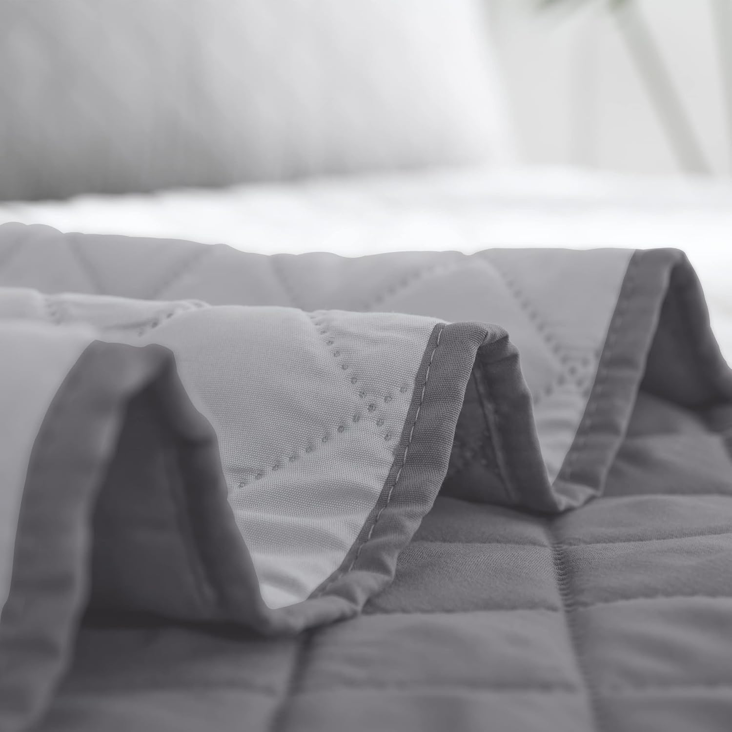 Reversible Gray Microfiber Quilt Bedding Set