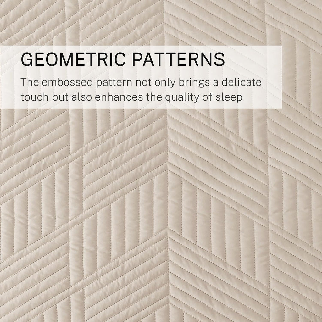 Geometric Beige Ultrasonic Quilt Set