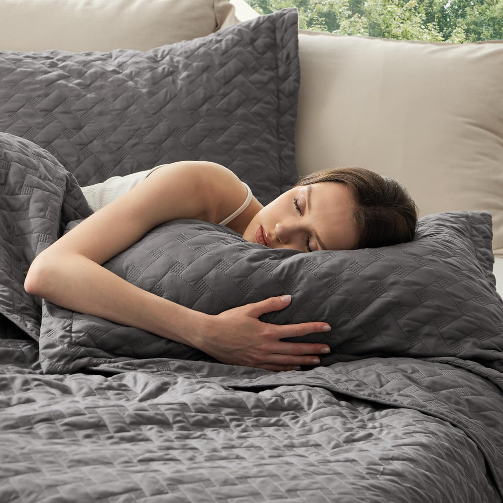 Basket Weave Grey Quilt Bedding Set